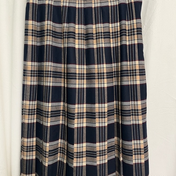 Vintage Brown’s Of Bermuda Wool Maxi Pleaded Skirt - Picture 2 of 10